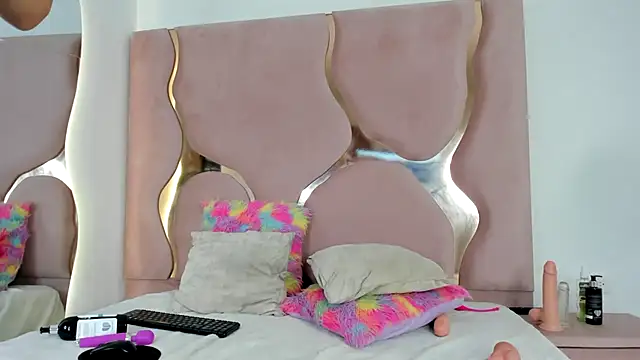 Snapshot of Sofia-candyht chatting on February 26, 2025, 3:25 am Sofia-candyht online show from February 26, 2025, 3:25 am