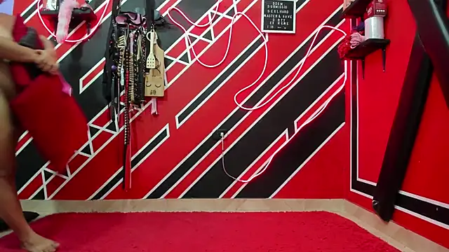 Snapshot of BDSM_EXOTICDOMINATION chatting on March 21, 2025, 9:23 am BDSM EXOTICDOMINATION online show from March 21, 2025, 9:23 am