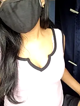 Snapshot of Nisha027 chatting on December 4, 2025, 12:31 am Nisha027 online show from December 4, 2025, 12:31 am