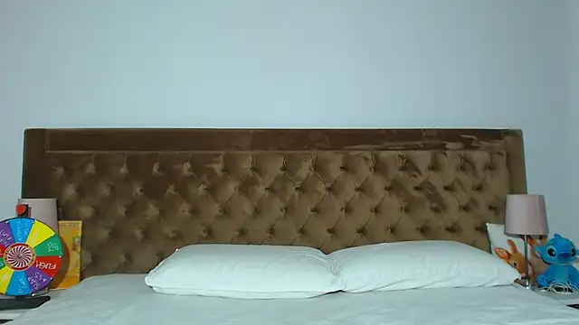 Aylinhoney08 online show from April 2, 2026, 5:25 am