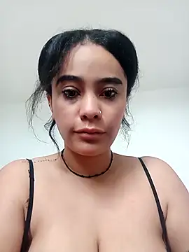 scarlett diamond11 online show from February 27, 2026, 3:23 pm