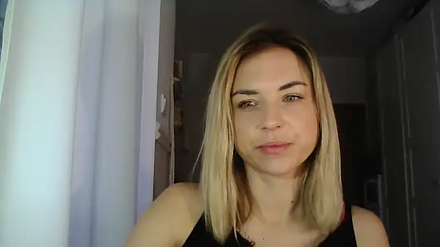 Snapshot of ashley_xlove chatting on January 16, 2025, 7:38 am ashley xlove online show from January 16, 2025, 7:38 am