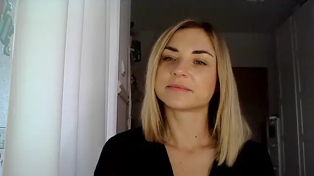 Snapshot of ashley_xlove chatting on December 19, 2024, 10:45 am ashley xlove online show from December 19, 2024, 10:45 am