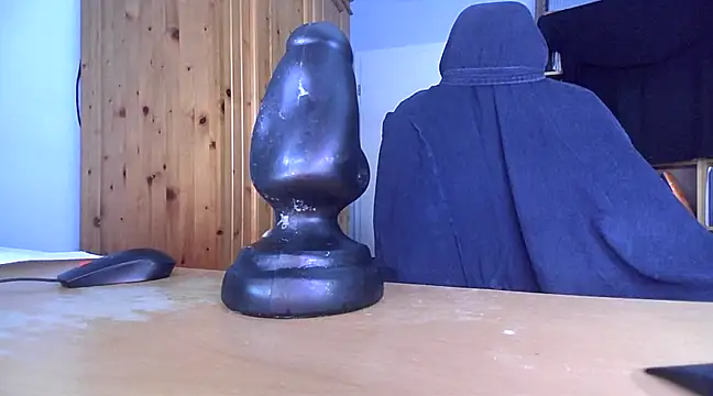 Snapshot of Tom_PP_cgn chatting on March 4, 2025, 2:21 pm Tom PP cgn online show from March 4, 2025, 2:21 pm