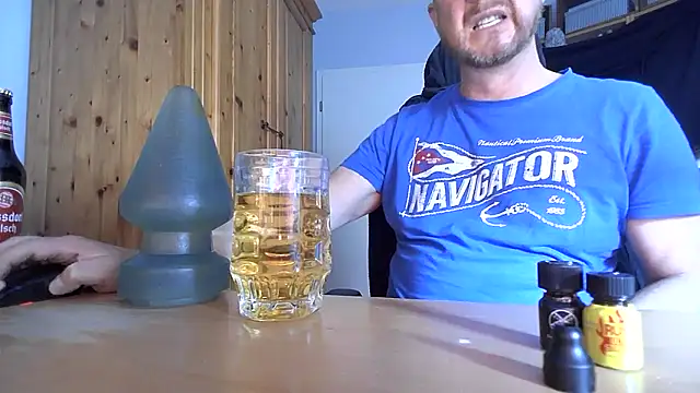 Snapshot of Tom_PP_cgn chatting on September 28, 2025, 7:15 am Tom PP cgn online show from September 28, 2025, 7:15 am