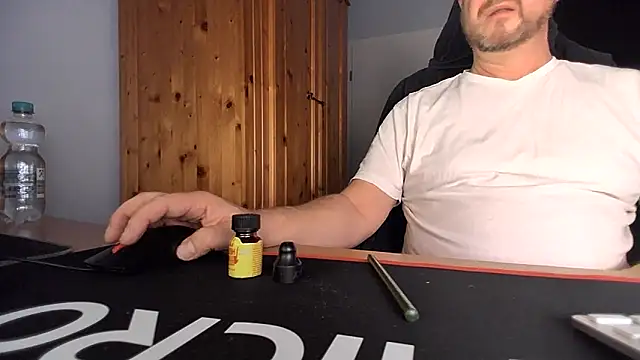 Snapshot of Tom_PP_cgn chatting on November 7, 2025, 5:12 am Tom PP cgn online show from November 7, 2025, 5:12 am