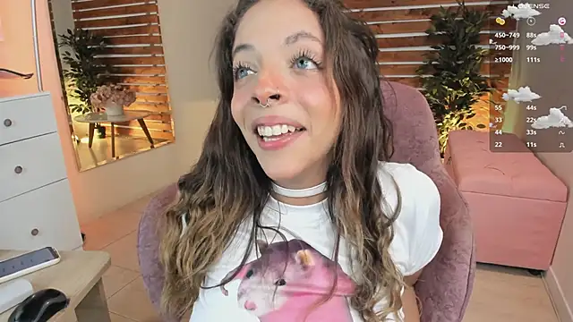 Snapshot of Sapphire_Venuss chatting on March 14, 2025, 2:10 am Sapphire Venuss online show from March 14, 2025, 2:10 am