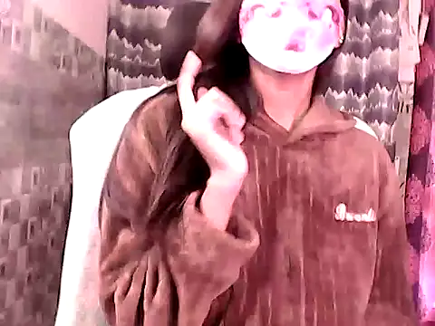 Snapshot of Anushka_Rajput05 chatting on December 18, 2024, 8:53 am Anushka Rajput05 online show from December 18, 2024, 8:53 am