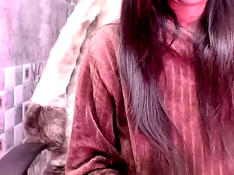 Snapshot of Anushka_Rajput05 chatting on December 27, 2024, 8:35 am Anushka Rajput05 online show from December 27, 2024, 8:35 am