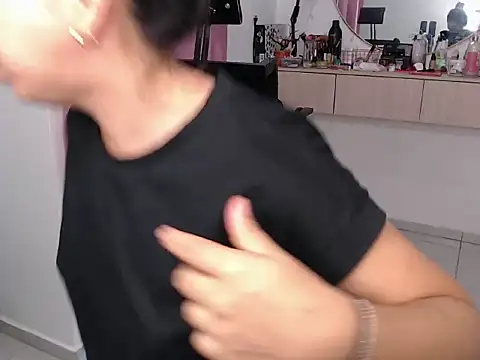 Snapshot of anngela01 chatting on March 2, 2026, 4:35 am anngela01 online show from March 2, 2026, 4:35 am