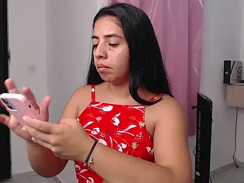 Snapshot of anngela01 chatting on February 11, 2026, 6:41 pm anngela01 online show from February 11, 2026, 6:41 pm