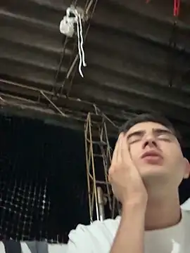 Snapshot of PhilipRich chatting on February 5, 2026, 1:34 am PhilipRich online show from February 5, 2026, 1:34 am