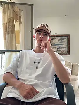 Snapshot of PhilipRich chatting on March 16, 2026, 4:54 pm PhilipRich online show from March 16, 2026, 4:54 pm