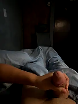 Snapshot of mismmia chatting on November 25, 2025, 3:40 am mismmia online show from November 25, 2025, 3:40 am