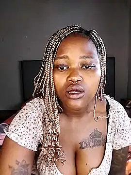 Snapshot of ThickPearlx23 chatting on March 31, 2026, 8:05 am ThickPearlx23 online show from March 31, 2026, 8:05 am