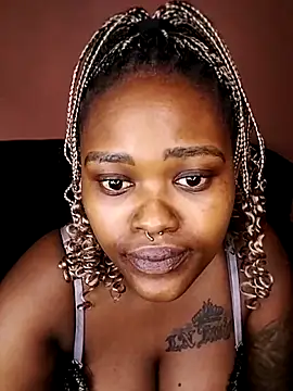 Snapshot of ThickPearlx23 chatting on April 10, 2026, 8:16 pm ThickPearlx23 online show from April 10, 2026, 8:16 pm