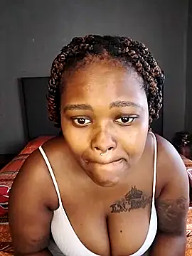 Snapshot of ThickPearlx23 chatting on March 20, 2026, 8:15 am ThickPearlx23 online show from March 20, 2026, 8:15 am