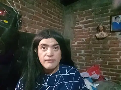 yovana13 online show from July 21, 2026, 12:06 pm