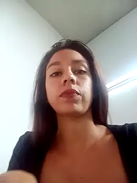 Luci And Sofi online show from February 21, 2026, 4:31 pm