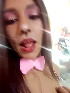 Luci And Sofi online show from October 16, 2025, 5:10 pm