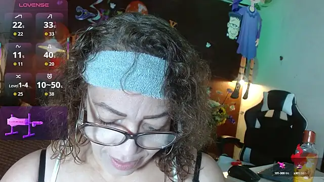 PervertedMature online show from October 28, 2025, 9:52 am