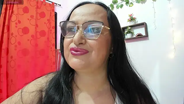 Snapshot of Gia_Nahomi chatting on January 7, 2026, 10:48 pm Gia Nahomi online show from January 7, 2026, 10:48 pm