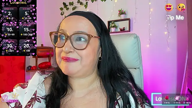 Snapshot of Gia_Nahomi chatting on March 28, 2026, 11:17 pm Gia Nahomi online show from March 28, 2026, 11:17 pm