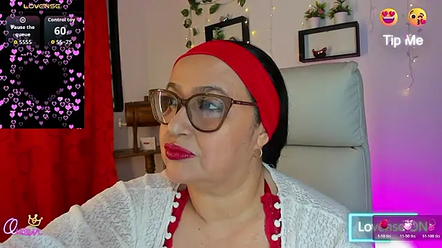 Snapshot of Gia_Nahomi chatting on February 22, 2026, 9:16 pm Gia Nahomi online show from February 22, 2026, 9:16 pm