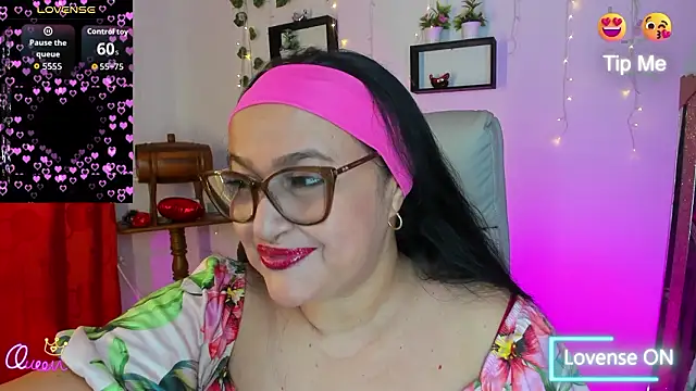 Snapshot of Gia_Nahomi chatting on March 13, 2026, 11:10 pm Gia Nahomi online show from March 13, 2026, 11:10 pm