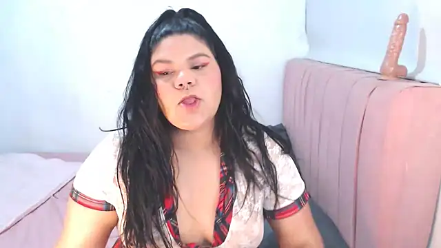 Snapshot of hanna_bbw_hot chatting on October 30, 2025, 6:12 am hanna bbw hot online show from October 30, 2025, 6:12 am