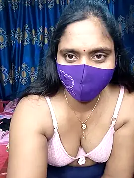 Snapshot of Hot_Maleka chatting on March 14, 2025, 3:03 pm Hot Maleka online show from March 14, 2025, 3:03 pm