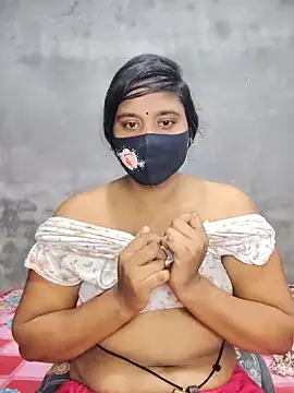 Snapshot of Hot_Maleka chatting on September 24, 2025, 12:51 am Hot Maleka online show from September 24, 2025, 12:51 am