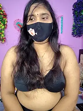 Snapshot of Hot_Maleka chatting on December 1, 2025, 1:34 pm Hot Maleka online show from December 1, 2025, 1:34 pm