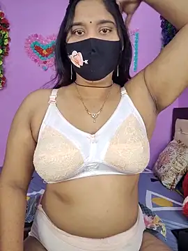 Snapshot of Hot_Maleka chatting on December 2, 2025, 1:39 am Hot Maleka online show from December 2, 2025, 1:39 am