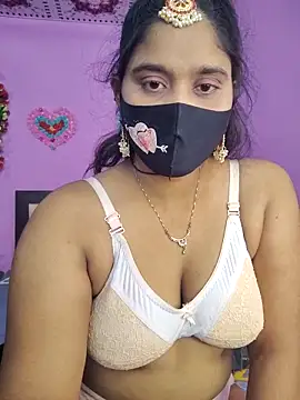 Snapshot of Hot_Maleka chatting on November 19, 2025, 3:45 pm Hot Maleka online show from November 19, 2025, 3:45 pm