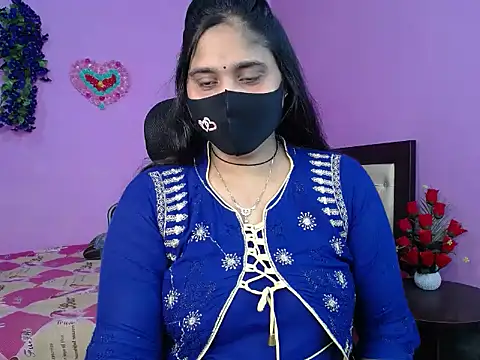 Snapshot of Hot_Maleka chatting on March 14, 2026, 5:08 pm Hot Maleka online show from March 14, 2026, 5:08 pm