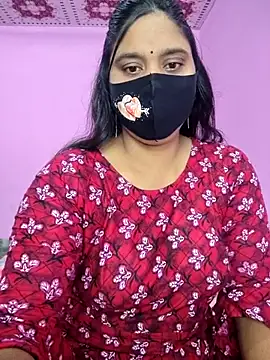 Snapshot of Hot_Maleka chatting on October 13, 2025, 1:29 am Hot Maleka online show from October 13, 2025, 1:29 am