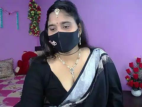 Hot Maleka online show from February 9, 2026, 4:38 pm