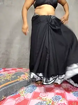 Snapshot of Hot_Maleka chatting on September 16, 2025, 6:09 pm Hot Maleka online show from September 16, 2025, 6:09 pm