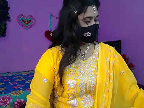 Snapshot of Hot_Maleka chatting on March 23, 2026, 4:40 pm Hot Maleka online show from March 23, 2026, 4:40 pm