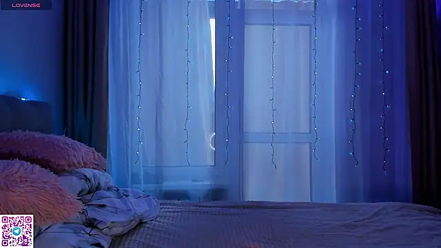 ElisameoW online show from March 3, 2025, 6:09 am