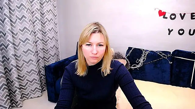 Snapshot of Incredible_Ariela chatting on May 1, 2026, 10:53 am Incredible Ariela online show from May 1, 2026, 10:53 am