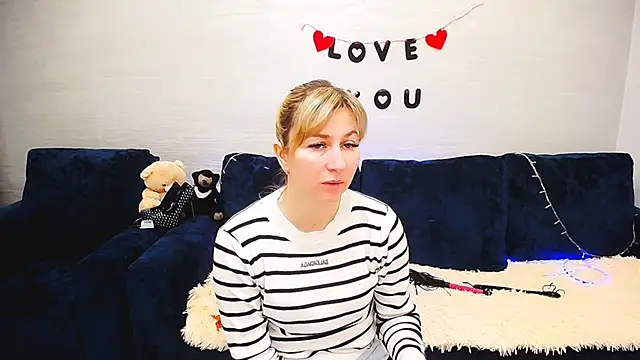 Snapshot of Incredible_Ariela chatting on March 30, 2026, 9:22 am Incredible Ariela online show from March 30, 2026, 9:22 am