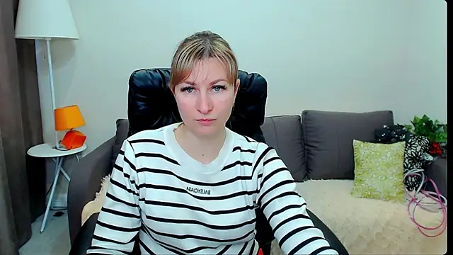 Snapshot of Incredible_Ariela chatting on March 14, 2026, 11:38 am Incredible Ariela online show from March 14, 2026, 11:38 am