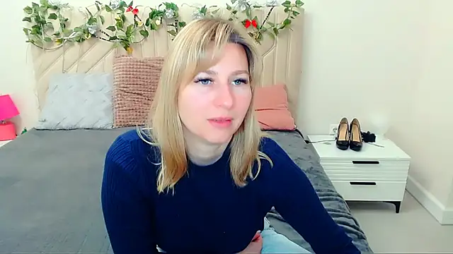 Snapshot of Incredible_Ariela chatting on May 5, 2026, 6:00 pm Incredible Ariela online show from May 5, 2026, 6:00 pm
