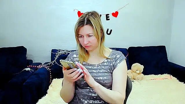 Snapshot of Incredible_Ariela chatting on March 2, 2026, 10:00 am Incredible Ariela online show from March 2, 2026, 10:00 am