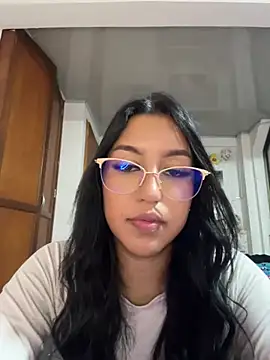 Snapshot of Tamara_Roberts1 chatting on February 28, 2025, 5:48 am Tamara Roberts1 online show from February 28, 2025, 5:48 am