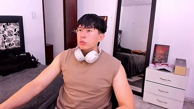 Snapshot of setsuna10 chatting on March 6, 2025, 7:43 pm setsuna10 online show from March 6, 2025, 7:43 pm