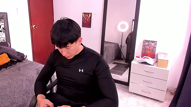 Snapshot of setsuna10 chatting on March 13, 2025, 7:17 pm setsuna10 online show from March 13, 2025, 7:17 pm