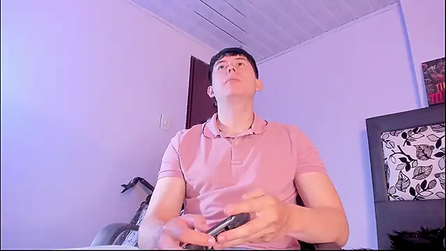 Snapshot of setsuna10 chatting on November 18, 2025, 11:59 pm setsuna10 online show from November 18, 2025, 11:59 pm